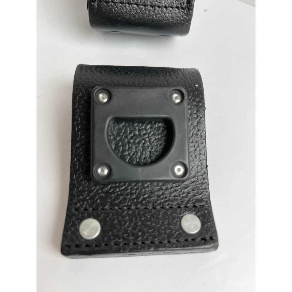 Motorola RLN5496A Genuine Leather Swivel Belt Loop Radio Carry Case Holster